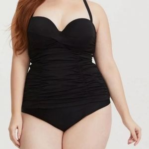 New ruched Torrid 00 black tankini swimsuit top